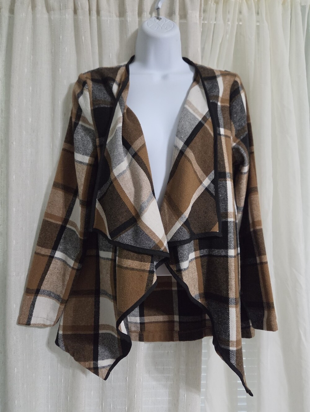 Plaid Open-Front Cardigan Sweater - Brown/Black/White